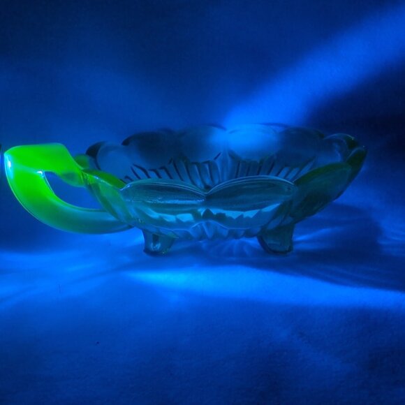 4 Set Depression Bowl Uranium Glass Pedestal Multicolor Black Green Pink Handle - Picture 3 of 15